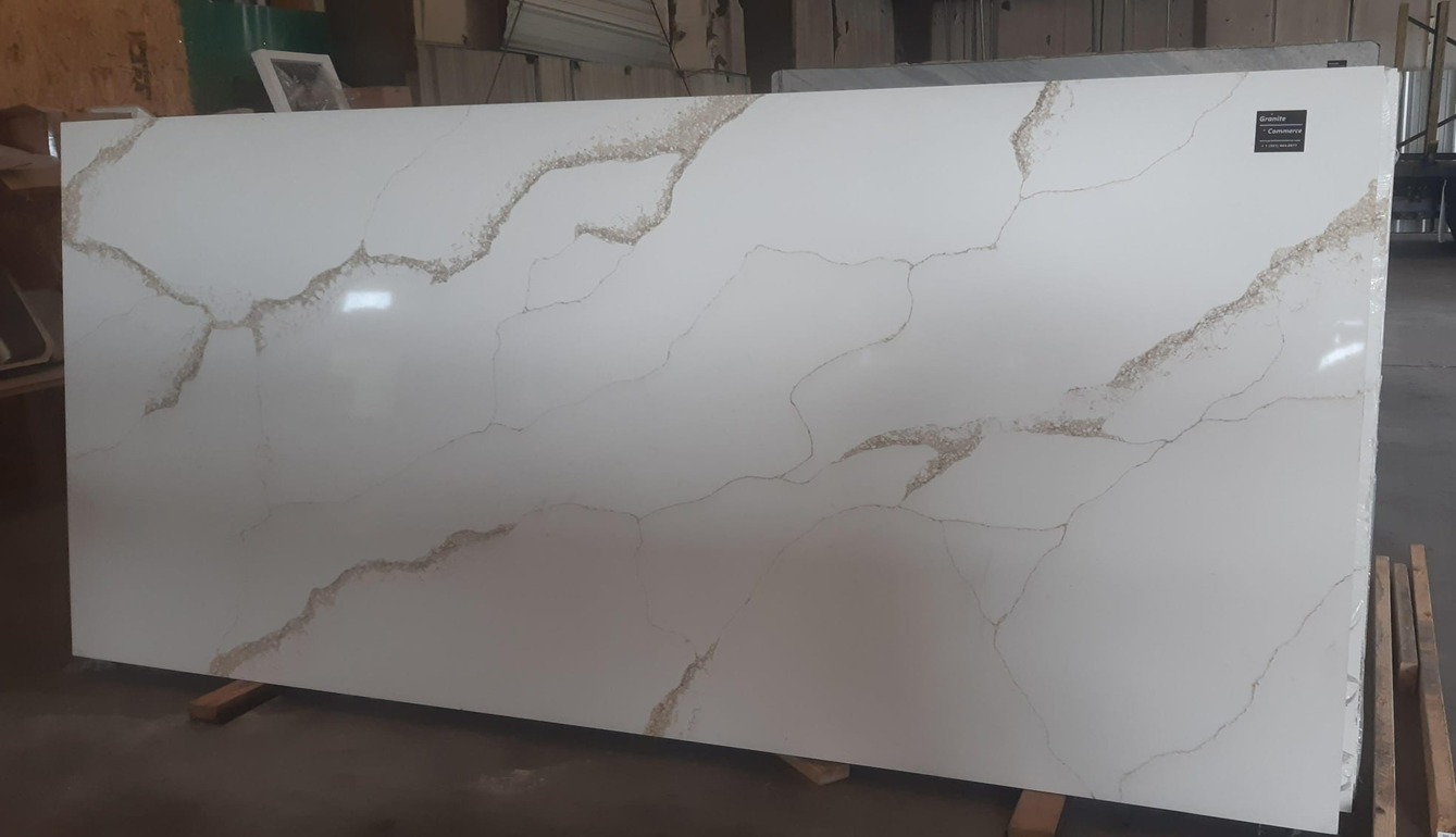 Calacatta Gold Super Jumbo slab sample